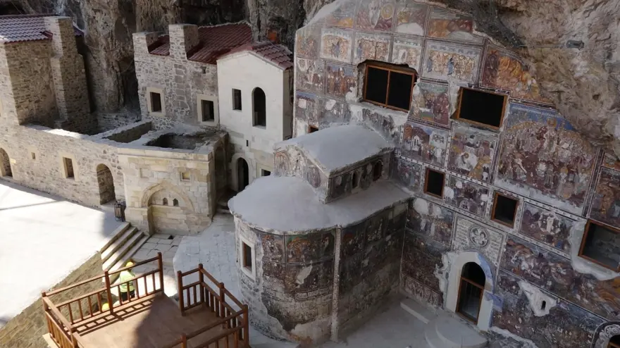 Sümela Manastırı’nda saklı mekanlar ziyarete açıldı 8