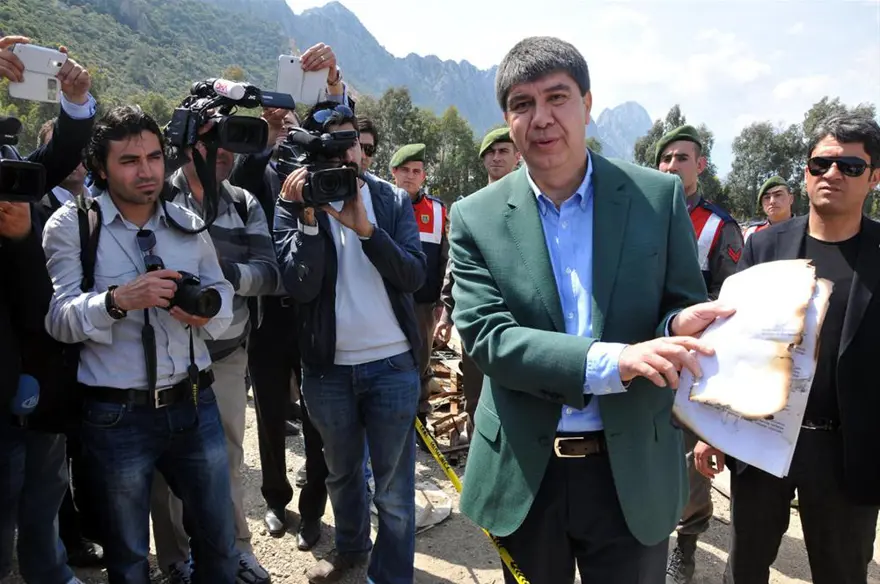Antalya'da 'evraklar yakıldı' iddiası 