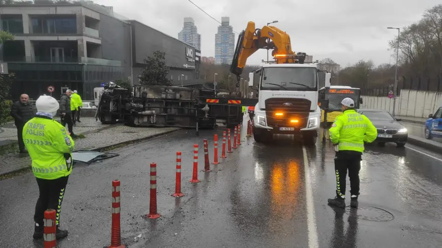 Maslak’ta feci kaza: Üçyaralı 4