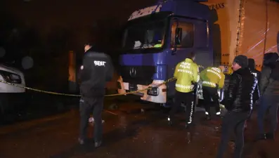 Arıza yapan TIR sonu oldu