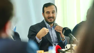 AK Partili Özdemir: "Son anketlerde 4 puan öndeyiz"