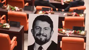 Yüksek yargıda Can Atalay gerilimi: Siyasi partilerden art arda açıklamalar Yüksek yargıda Can Atalay gerilimi: Siyasi partilerden art arda açıklamalar