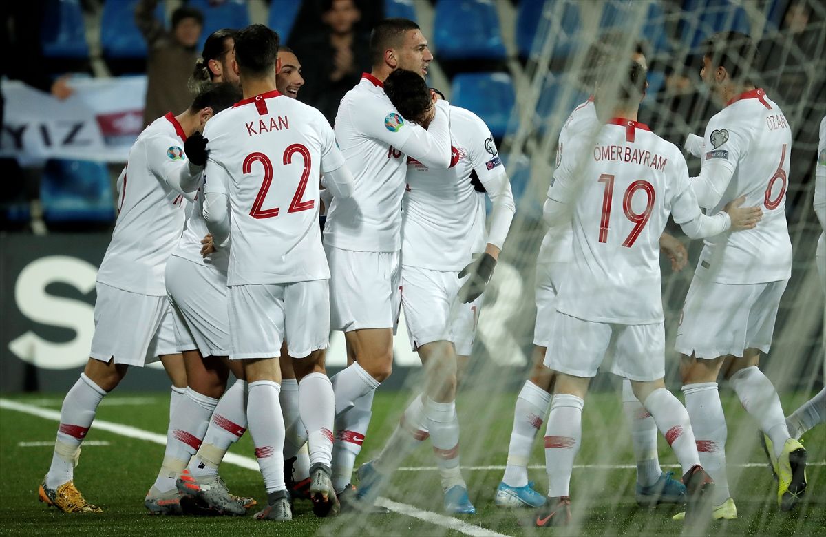 Türkiye, EURO 2020'ye galibiyetle gidiyor