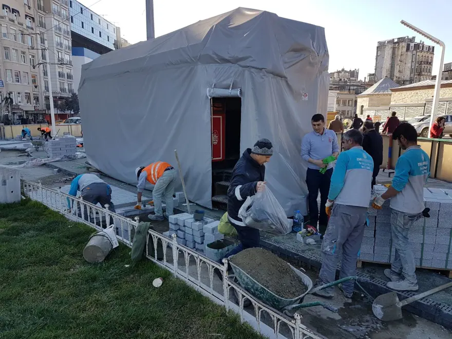 Bir yıl aradan sonra yeniden Taksim Meydanı'nda 6 Bir yıl aradan sonra yeniden Taksim Meydanı'nda 6