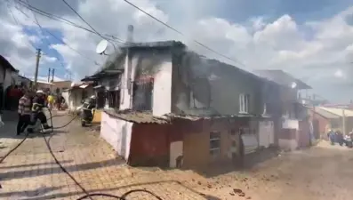 Çanakkale'de ev yangını