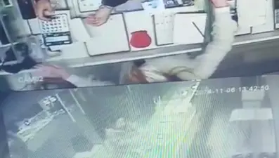 Maltepe'de kuyumcudan 336 bin liralık altın çalan hırsız yakalandı