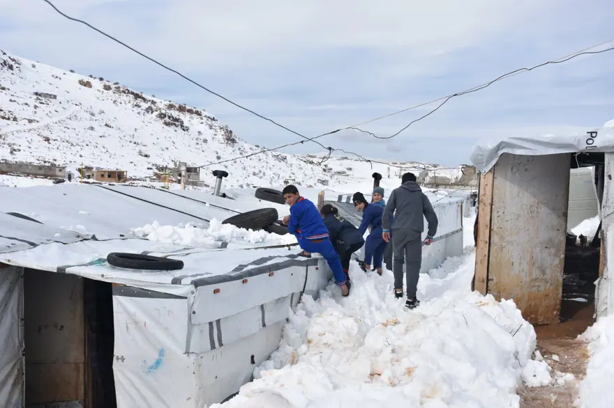 60 bin Suriyeli mülteci hayatta kalma mücadelesi veriyor 2