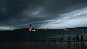 Meteorolojiden yeni uyarı: Bugün yine fırtına ve kuvvetli sağanak var