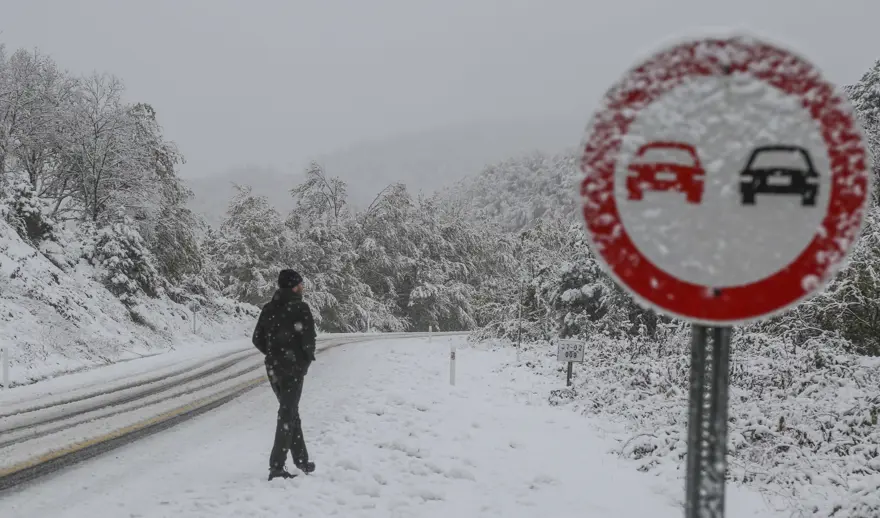 Ağrı-Iğdır karayolu ulaşıma kapandı 8