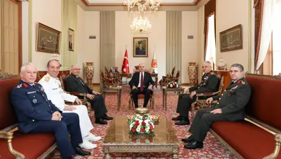 Meclis Başkanı Kurtulmuş, Bakan Güler ile görüştü