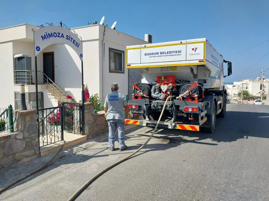 Barajlarkurudu, Bodrum’da su sorunu başladı | Belediye tankerlerle su taşıyor 3