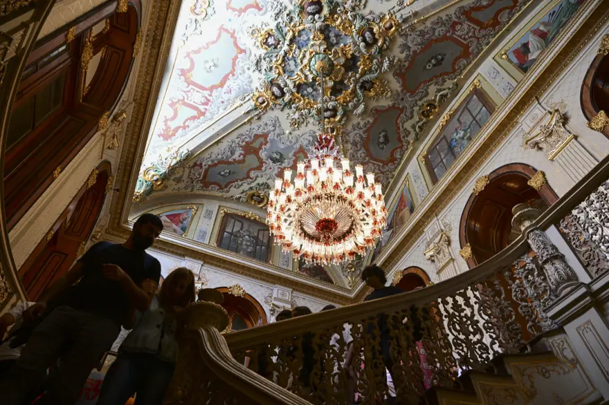 Dolmabahçe Sarayı'nın kullanıma açılışının 167'nci yılı 16