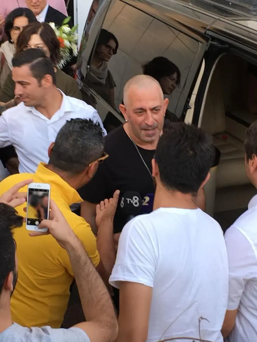 Cem Yılmaz, Defne Samyeli 7
