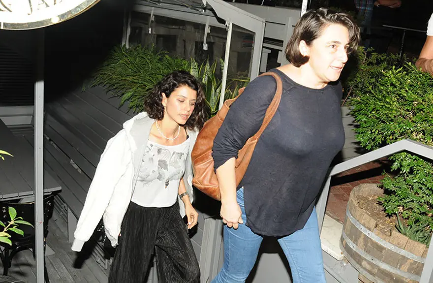 Beren Saat: İyi proje gelmediği için ekranda yokum 1 Beren Saat: İyi proje gelmediği için ekranda yokum 1