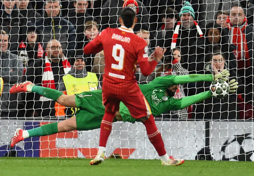 Şampiyonlar Ligi'nde tarihi gece: Hakan Çalhanoğlu bir ilke imza attı, Inter turladı | Penaltılara giden maçta PSG, Liverpool'u eledi 15 Şampiyonlar Ligi'nde tarihi gece: Hakan Çalhanoğlu bir ilke imza attı, Inter turladı | Penaltılara giden maçta PSG, Liverpool'u eledi 15