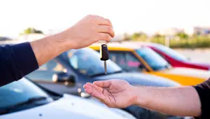 İkinci el araç ilanlarındaki 19 klişe: Keyfe keder boyalı, ilk gelen alır... İkinci el araç ilanlarındaki 19 klişe: Keyfe keder boyalı, ilk gelen alır...