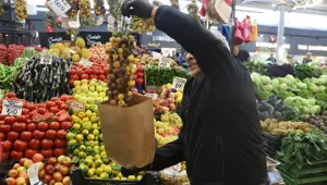 2 yılda bir yetişiyor, pazarda 300 lira: Çürüyünce tüketilen şifa meyvesi