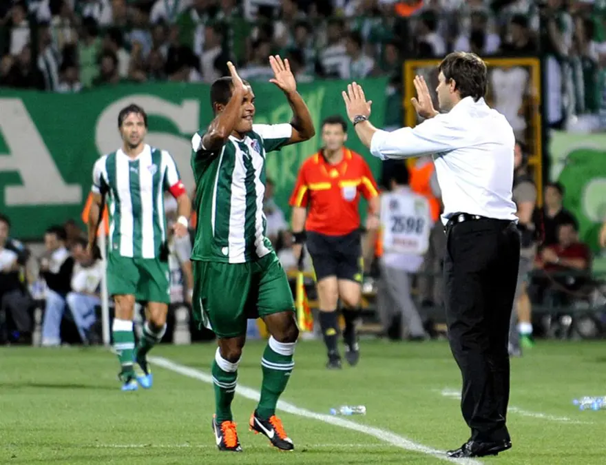 Bursaspor direnemedi 8