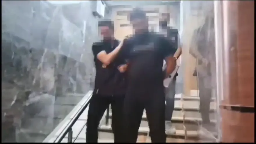 İstanbul'da 12 milyonluk "Forex" vurgunu: 15 gözaltı 7 İstanbul'da 12 milyonluk "Forex" vurgunu: 15 gözaltı 7