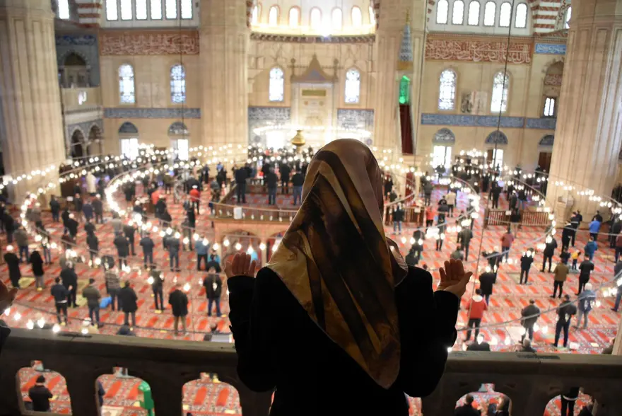 Cuma namazının ardından 'Yağmur duası' yapıldı 4