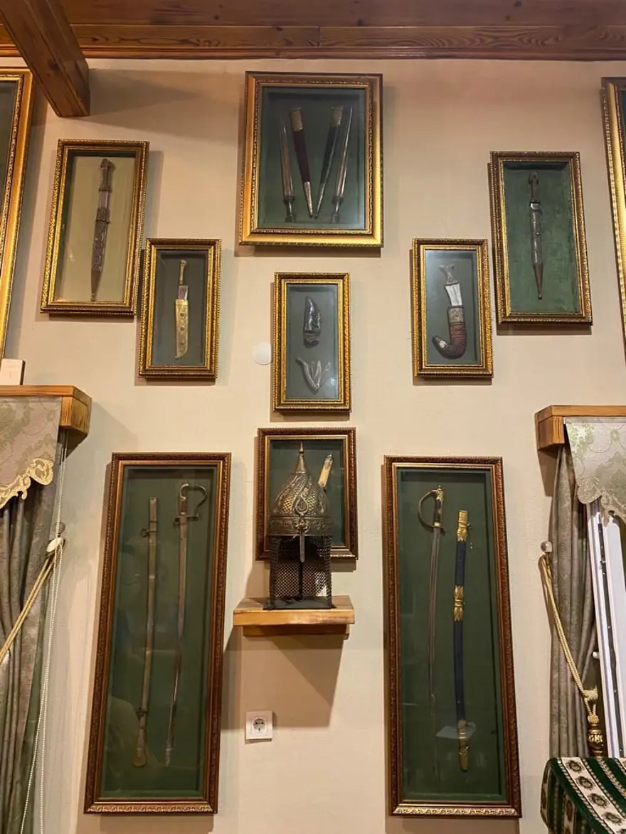 İstanbul'da İncil ve Tevrat ile çok sayıda sikke ele geçirildi 6 İstanbul'da İncil ve Tevrat ile çok sayıda sikke ele geçirildi 6