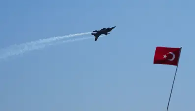 SOLOTÜRK'ten Çanakkale'de uçuş