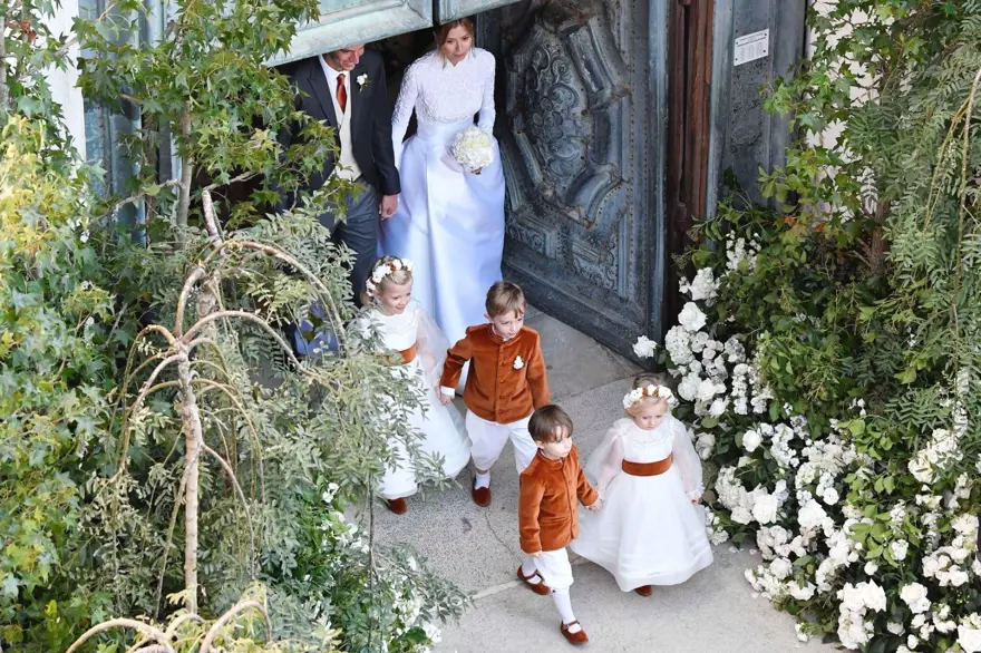 Dünyanın en zengin üçüncü kişisinin oğlu AlexandreArnault evlendi 29 Dünyanın en zengin üçüncü kişisinin oğlu AlexandreArnault evlendi 29