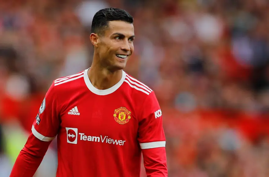 Cristiano Ronaldo, Manchester United'a gollerle döndü 5