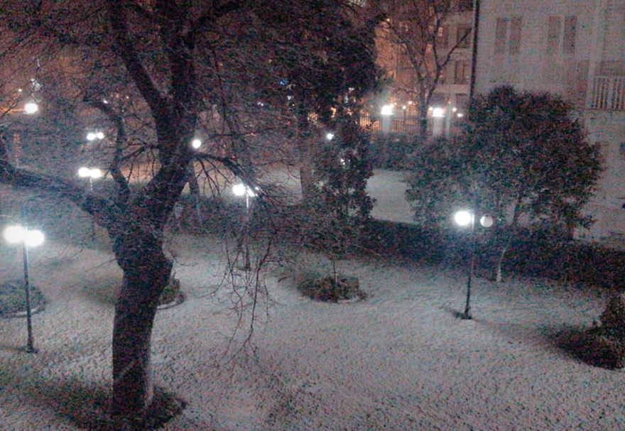 Ünlülerden kar fotoğrafları (24-25 Şubat 2019) 16