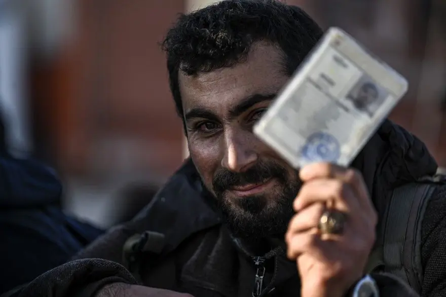 Sınır dışı etme hazırlığı: Almanya ve Avusturya'nın başı çektiği birçok Avrupa  ülkesi Suriyelilerin iltica başvurularını dondurdu 2