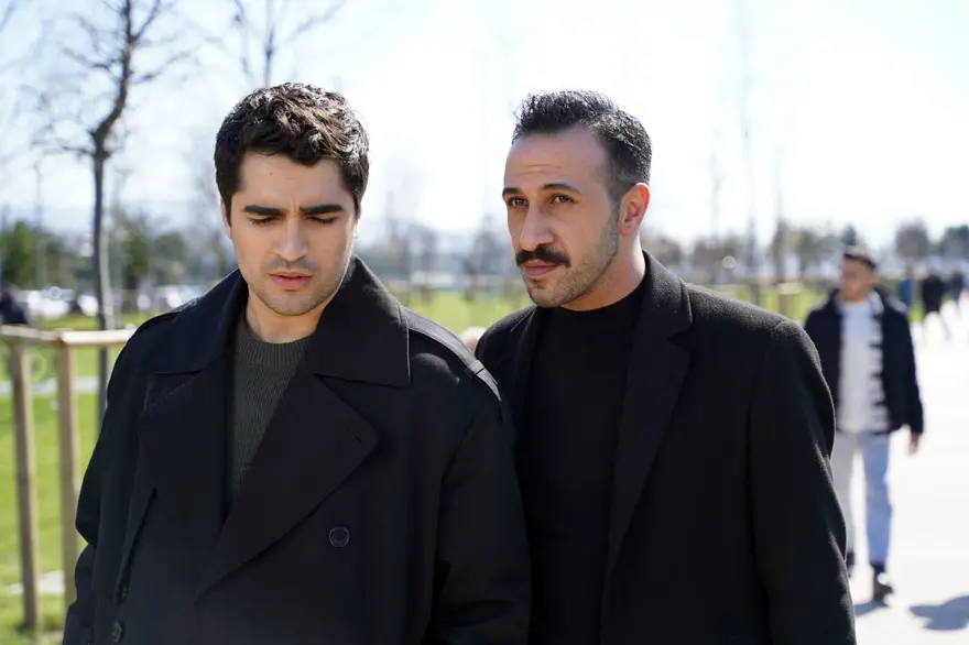 FERİT, KAYA VE PELİN'İ KURTARDI 6 FERİT, KAYA VE PELİN'İ KURTARDI 6