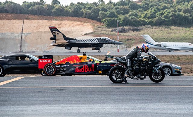 Teknofest'te büyük yarış! Kenan Sofuoğlu SOLOTÜRK’e karşı