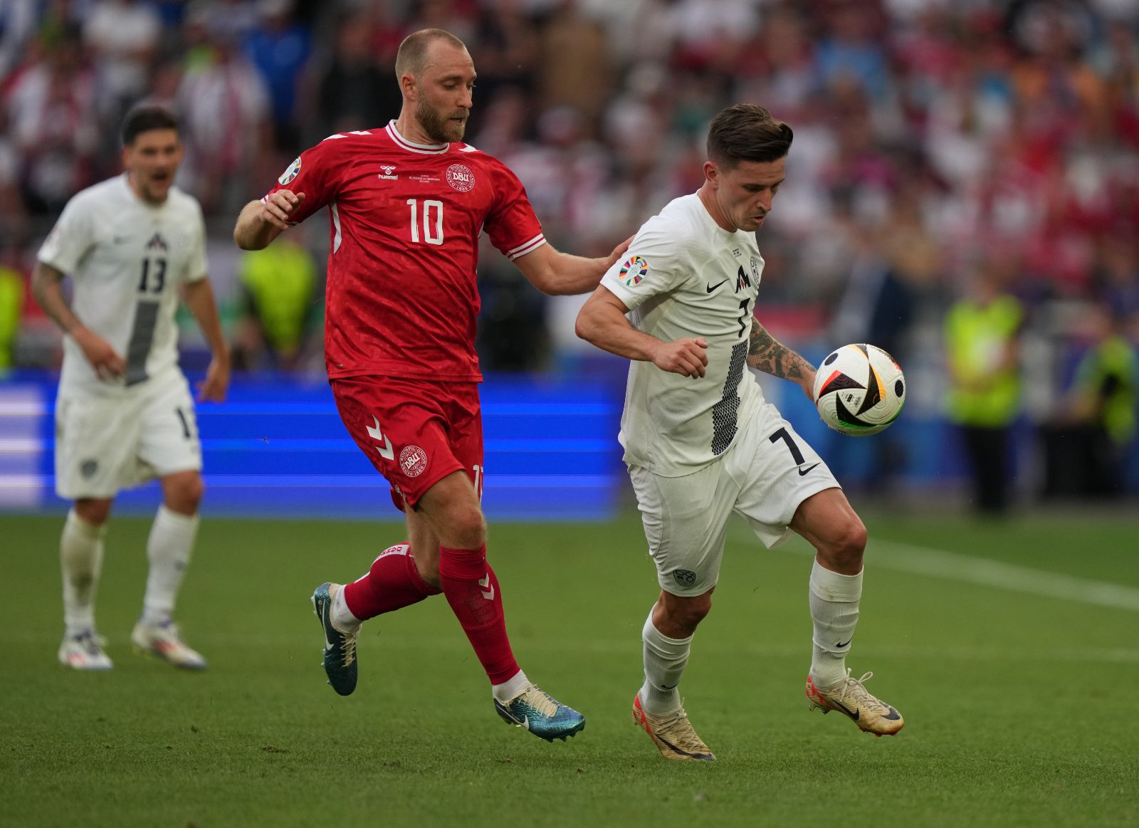 Danimarka ile Slovenya 1-1 berabere kaldı