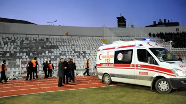 Ambulans 130 TL için sahaya gelmedi
