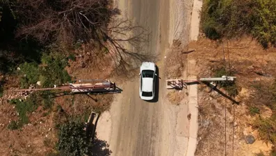 Muhtardan sıra dışı çözüm: Mahallenin girişine sürgülü kapı yaptırdı