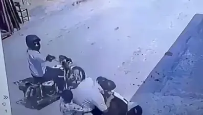 Torunlarının gözü önünde tabancayla başından vuruldu