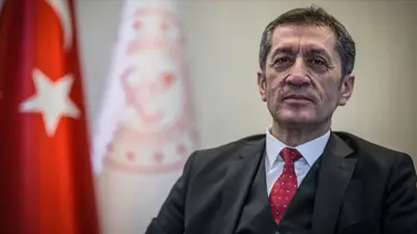 Bakan Selçuk: Çocuklarınızın şifrelerini bilin