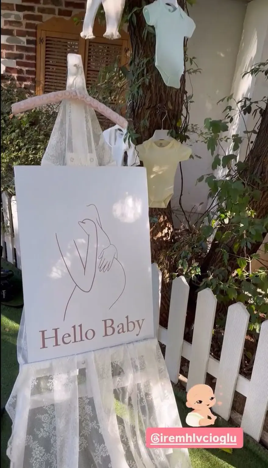 İrem Helvacıoğlu'nun bebek heyecanı: Baby shower partisinden kareler 4
