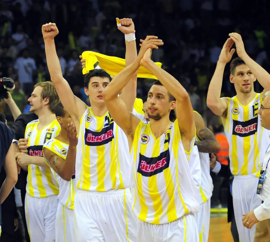 Fenerbahçe Ülker - Efes Pilsen 8