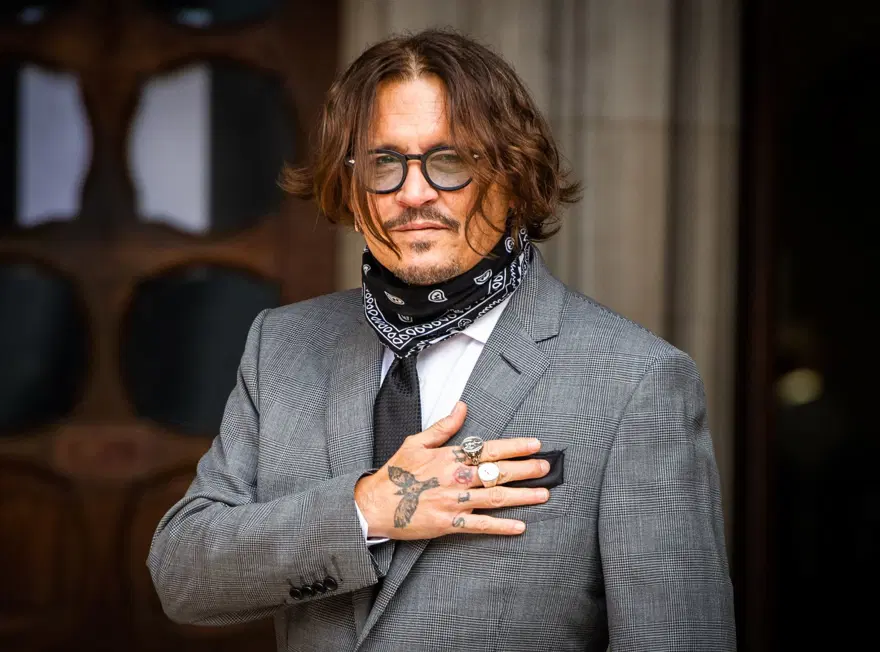 Set çalışanının Johnny Depp'e açtığı dava sonuçlandı 