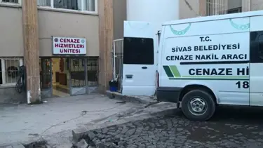 Tüfekle oynayan 13 yaşındaki çocuk kendini vurdu