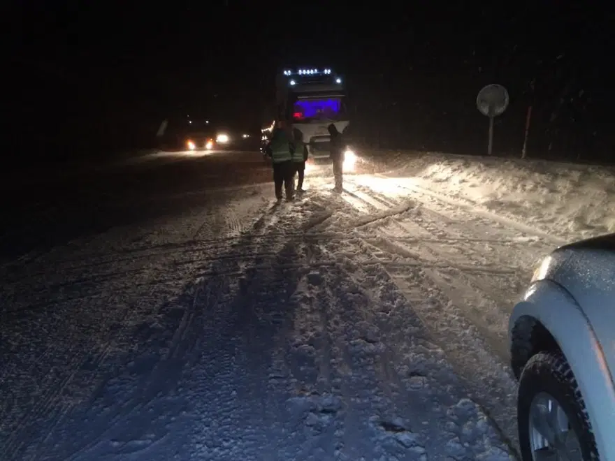 İç Anadolu’yu Akdeniz’e bağlayan yol TIR’lara kapatıldı 2