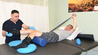 Spor yaptı, ertesi gün felç olarak uyandı: Yeniden yürüyeceği günü bekliyor