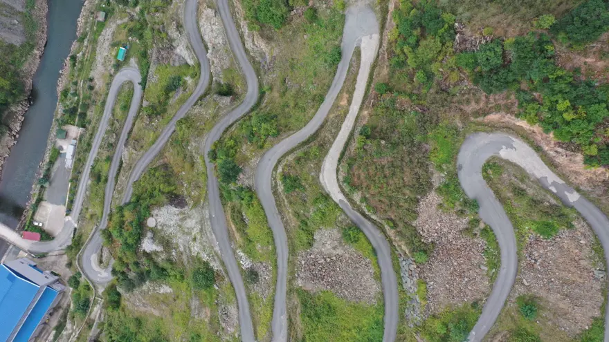Korku saçan 21 virajlı yol 3