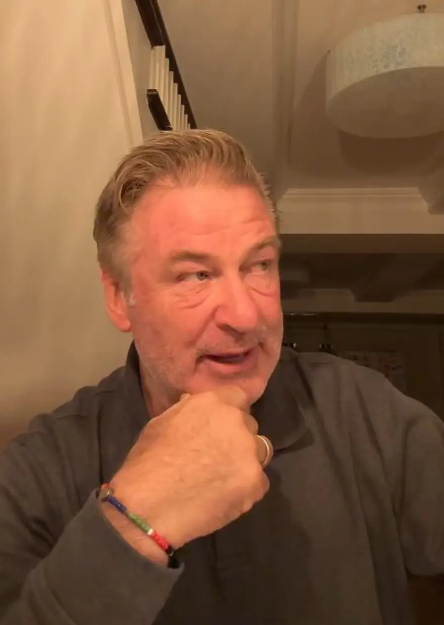 Alec Baldwin trafik kazası geçirdi: Polis raporu ortaya çıktı 2