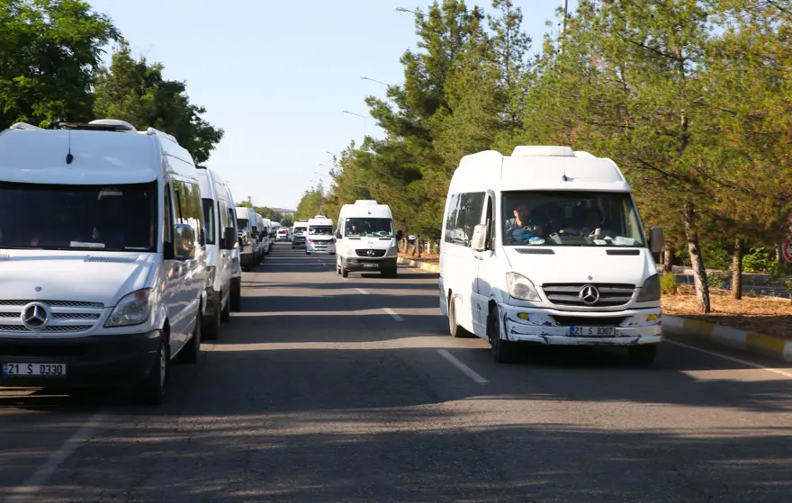 ÖSYM’nin yüksek güvenlikli YKS operasyonu 25