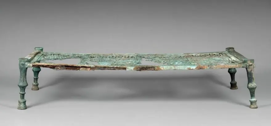 İTALYA'DAN İADESİ SAĞLANAN LİDYA YAZITI 2