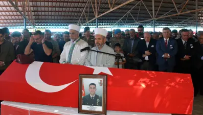 Pençe-Kilit şehidine veda