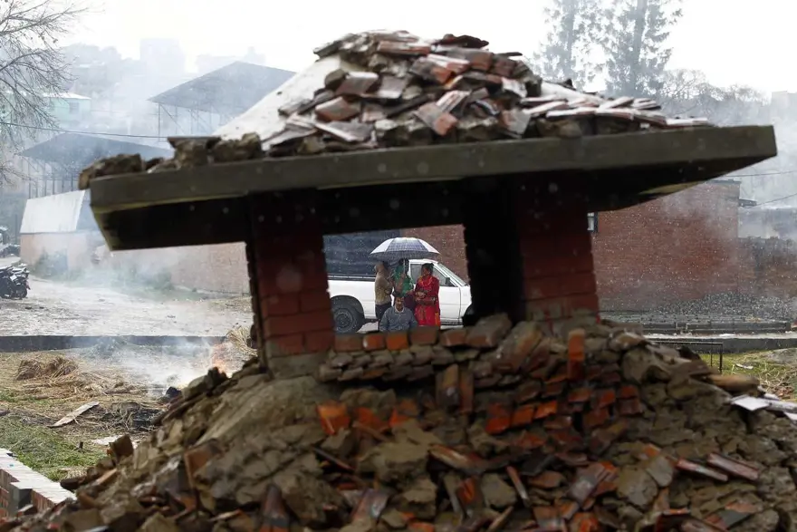 Nepal Başbakanı: Ölü sayısı 10 bine ulaşabilir 12