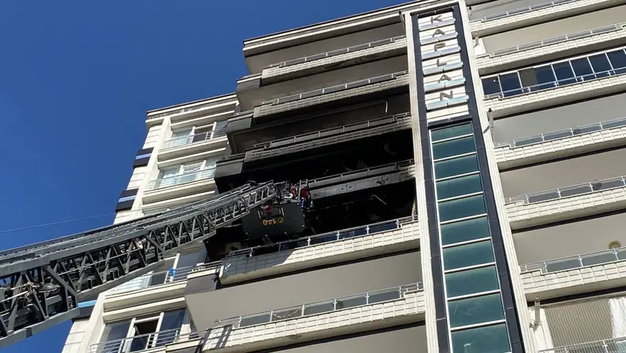 Diyarbakır'da 12 katlı binada yangın 3